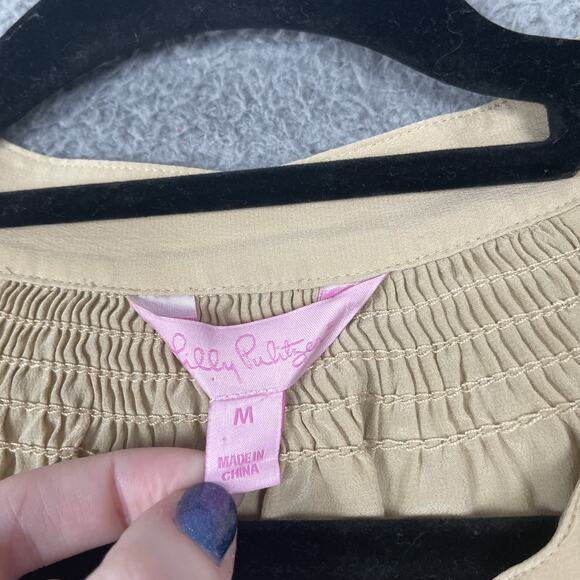 Lilly Pulitzer Blouse Womens Medium Beige 100% Silk Smocked Pullover Button Top - Picture 4 of 8